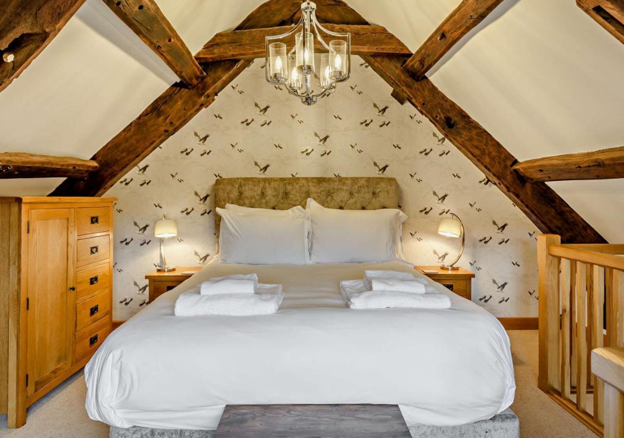 St Helens Chapel Cottage Кройд Екстериор снимка