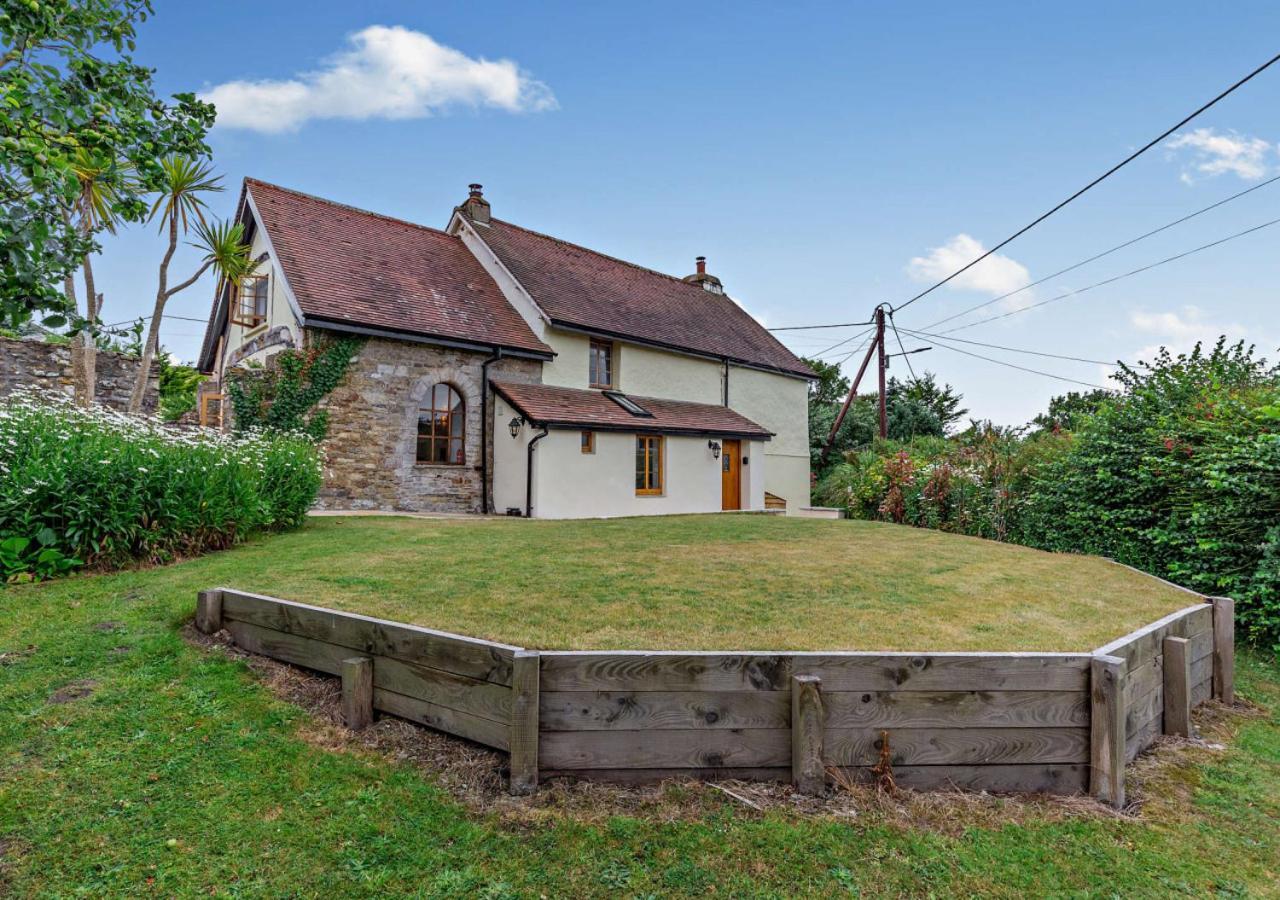 St Helens Chapel Cottage Кройд Екстериор снимка